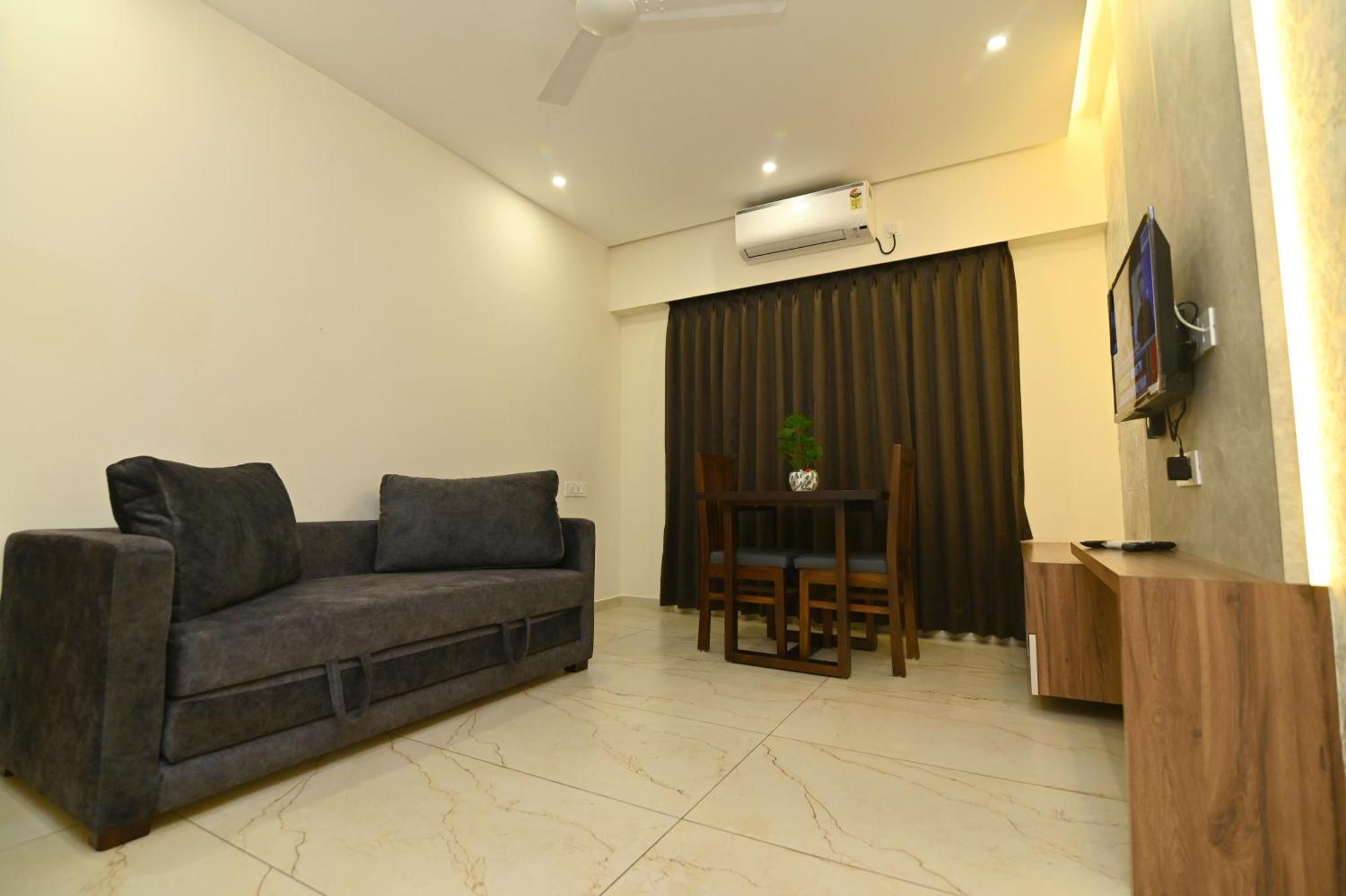 Aurelia Comforts - Deralakatte Mangalore Exterior foto