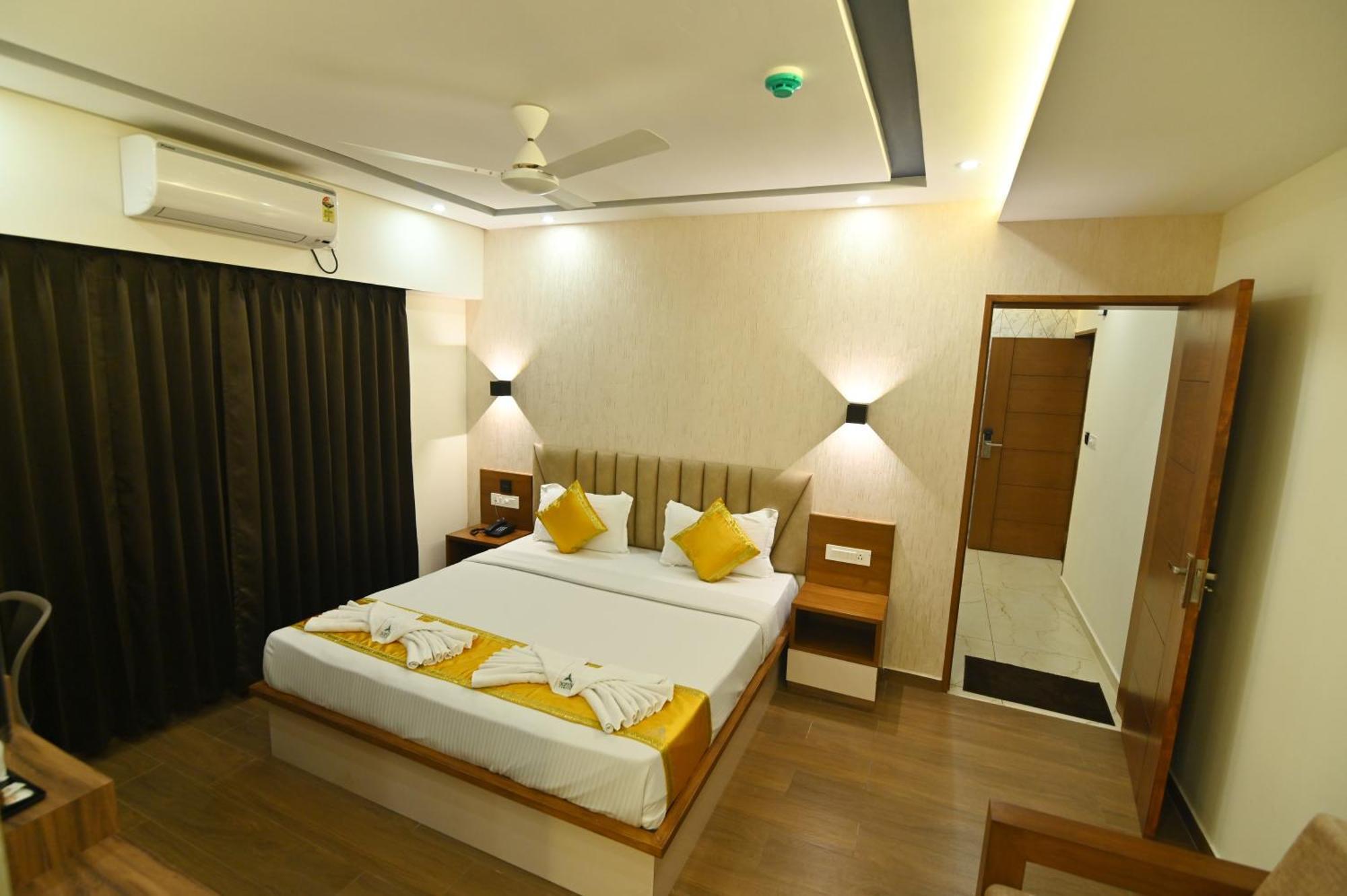 Aurelia Comforts - Deralakatte Mangalore Exterior foto