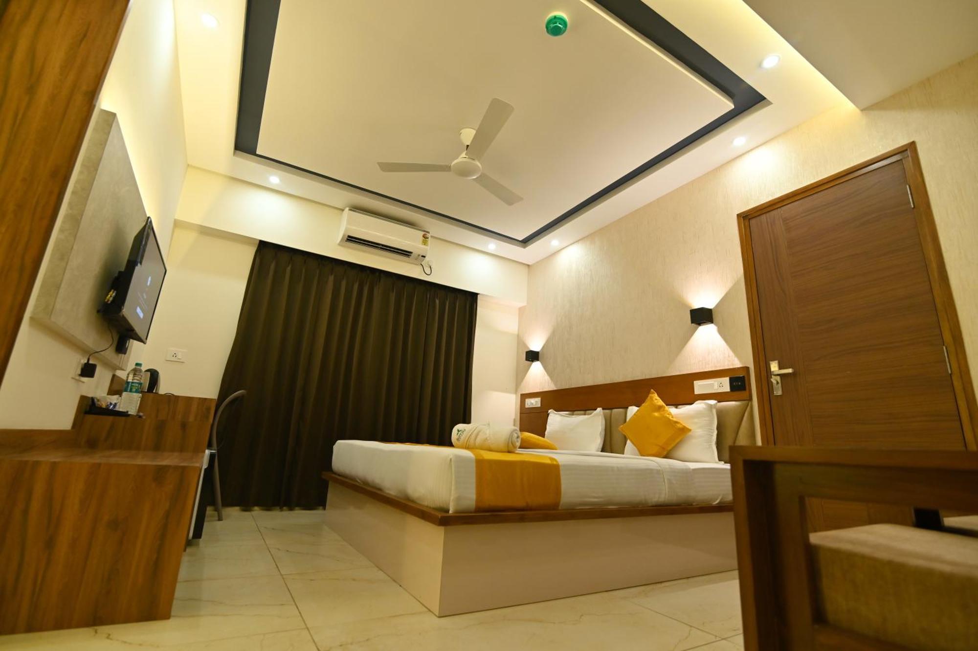 Aurelia Comforts - Deralakatte Mangalore Exterior foto