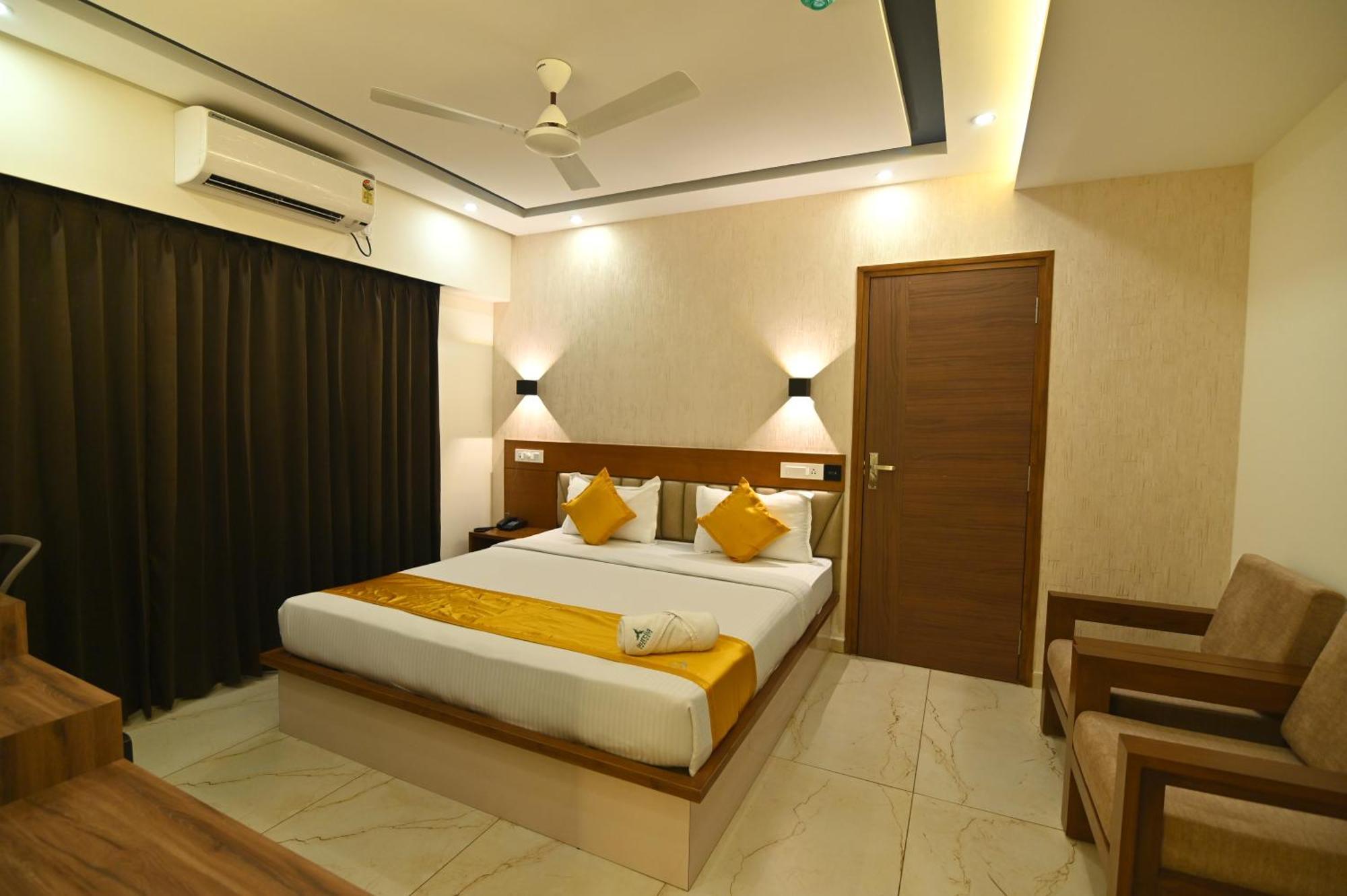 Aurelia Comforts - Deralakatte Mangalore Exterior foto